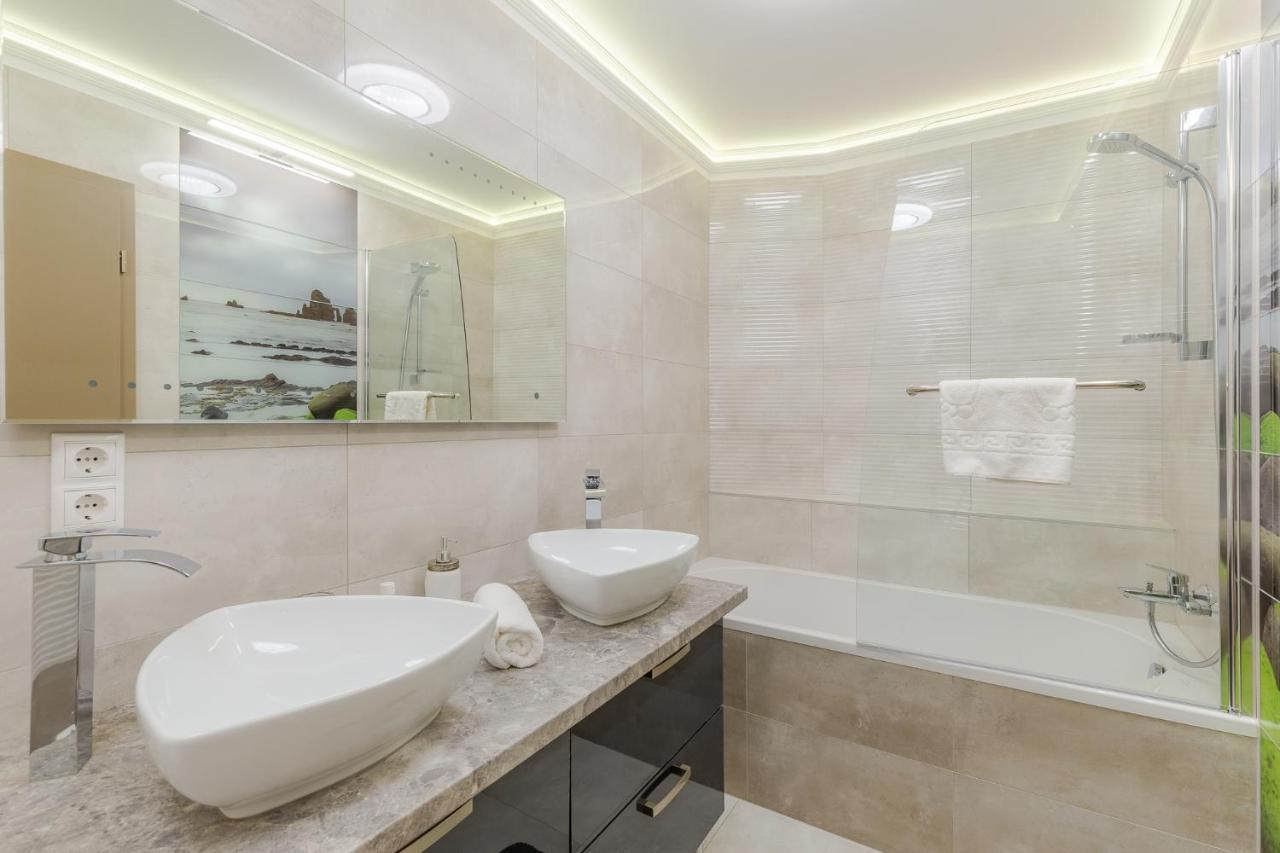 Admiral Luxury IV Apartman By Bltn Apartment ชิโอฟก ภายนอก รูปภาพ