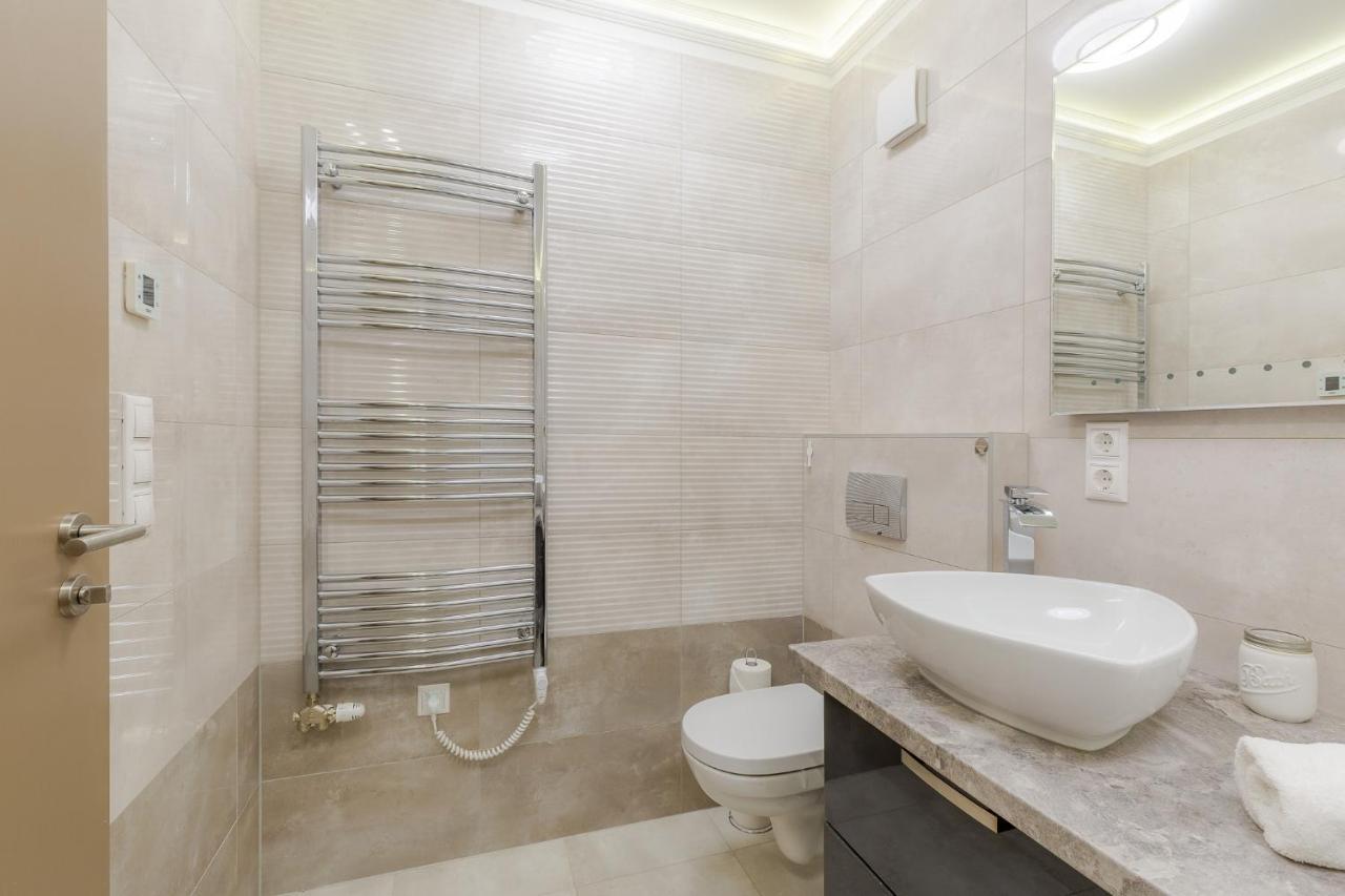 Admiral Luxury IV Apartman By Bltn Apartment ชิโอฟก ภายนอก รูปภาพ